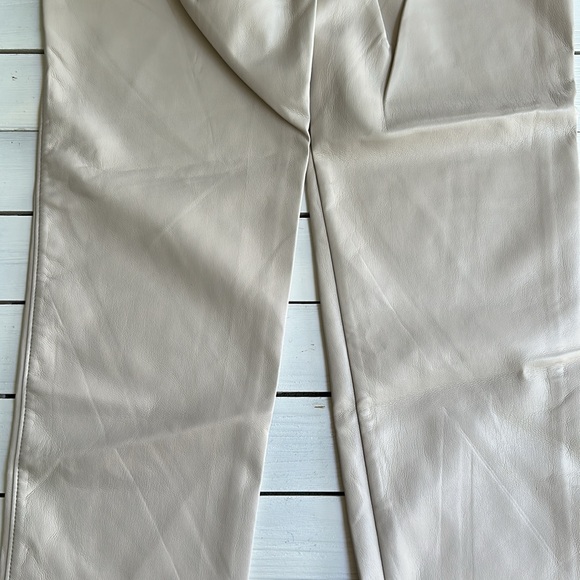 NWT Babaton Command Vegan Straight Pant in Soft Sand size 6 - Picture 16 of 16